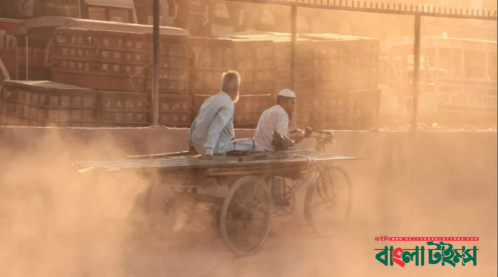 Dhaka air once again world’s most polluted this morning